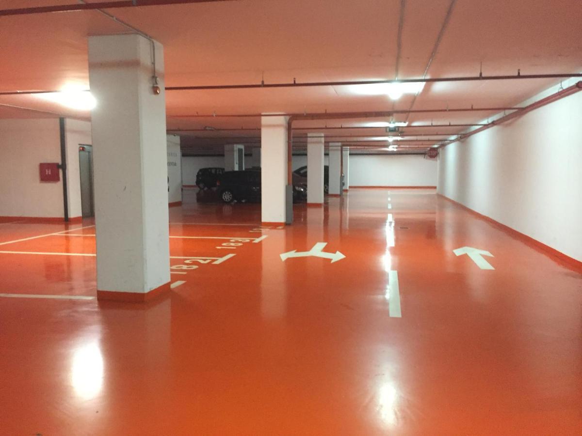 Studio Apartman Krila Wings- Parking In Garage Загреб Екстер'єр фото